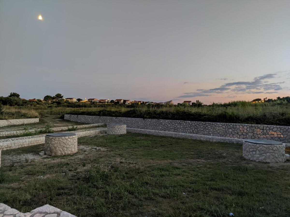 Studio Apartman I Mali Apartman 维尔 外观 照片