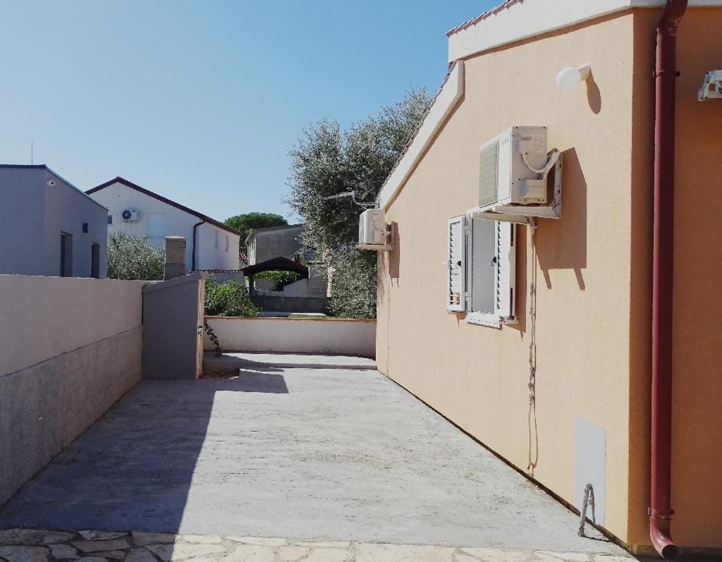 Studio Apartman I Mali Apartman 维尔 外观 照片