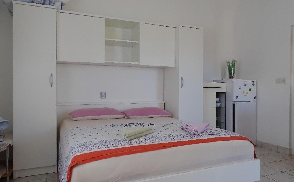 Studio Apartman I Mali Apartman 维尔 外观 照片